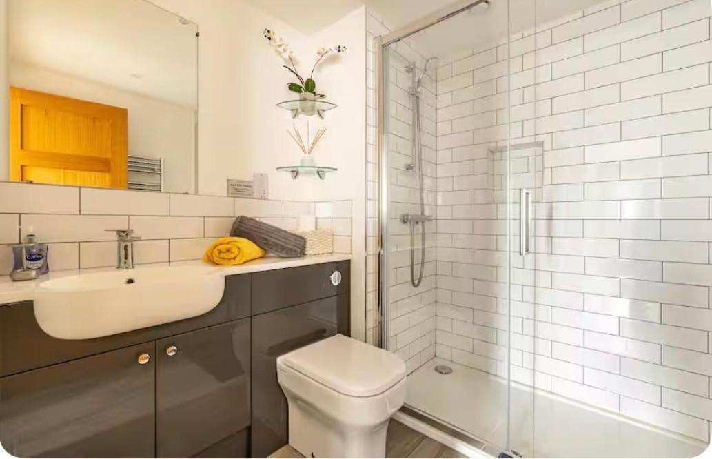 1 Bedroom Self Contained Separate Annexe In Exeter Ide Esterno foto
