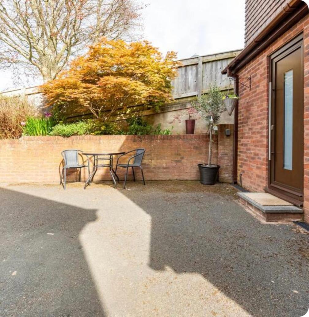 1 Bedroom Self Contained Separate Annexe In Exeter Ide Esterno foto