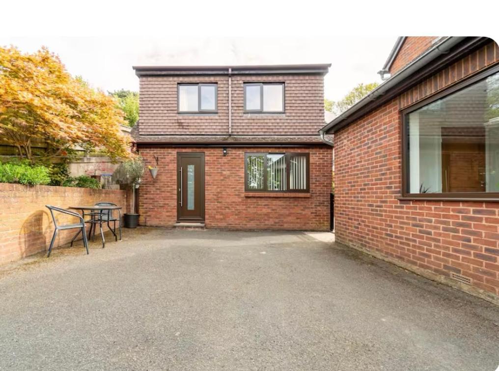 1 Bedroom Self Contained Separate Annexe In Exeter Ide Esterno foto